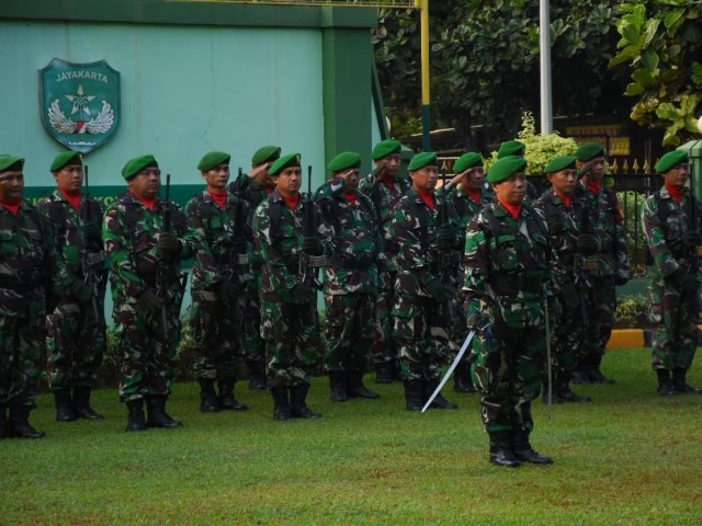 Kodim 0501/JP Menggelar Upacara Bendera 17 an