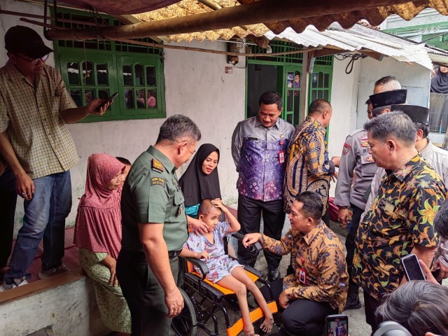 Dampingi Pj Bupati Kab Tangerang, Koramil 05/Balaraja Dukung Kegiatan Sosial Dan Memperkuat Hubungan Masyarakat