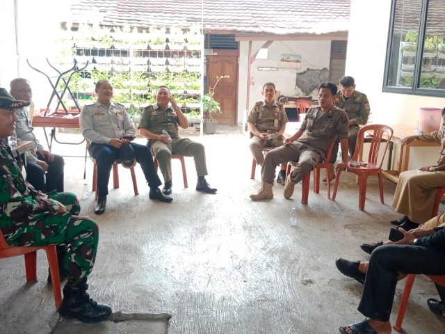 Babinsa Koramil 08/Johar Baru Melaksanakan Komsos Bersama Warga Binaan