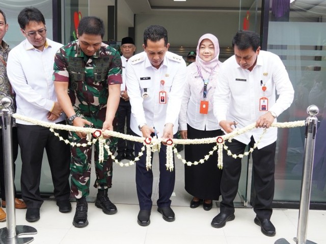 Dandim 0510/Tigaraksa Dampingi PJ Bupati Resmikan Gedung Jaminan Kesehatan