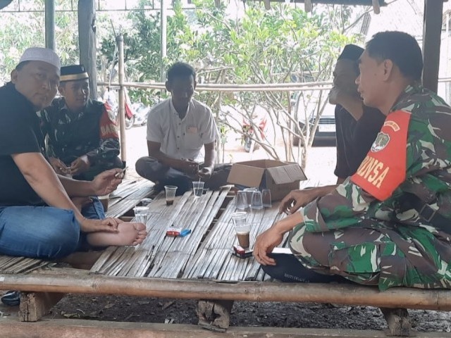 Babinsa Desa Jambu Ta'ziah, Menjalin Kedekatan TNI-Rakyat
