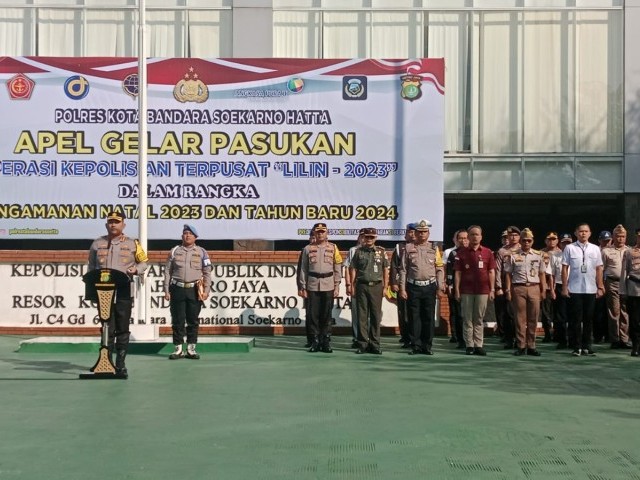 Danramil 02/Batu Ceper Mengikuti Apel Gelar Pasukan Operasi Kepolisian Lilin Jaya