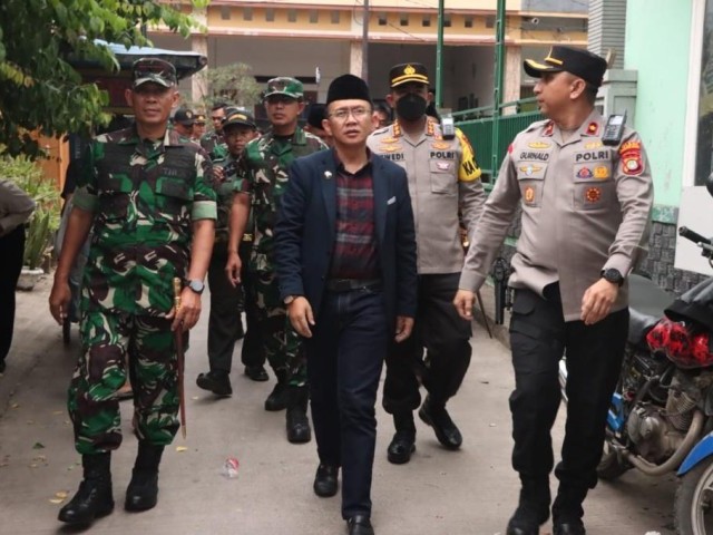 Dandim 0509/Kab. Bekasi Dampingi Danrem 051/Wkt Bersama Forkompinda Tinjau Gereja HKBP DI Kampung Utan