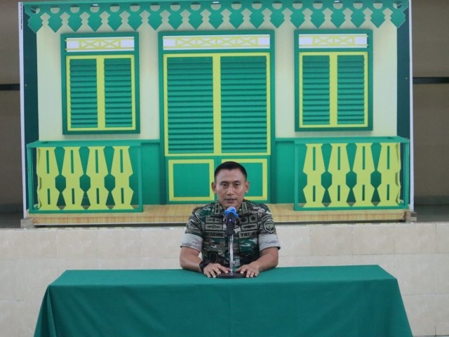 Tekankan Netralitas, Dandim 0504/Jakarta Selatan Beri Jam Komandan