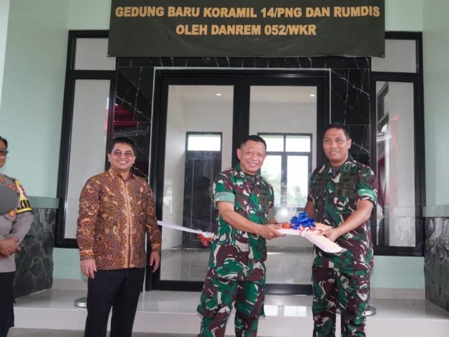 Dandim 0510/Tigaraksa Dampingi Kasrem 052/Wkr Resmikan Pembangunan Gedung Makoramil 14/Panongan