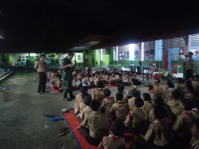 Danramil 13/Cisoka Beri Materi Kepemimpinan Perkemahan Awal Tahun