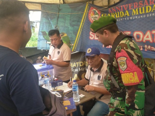 Komsos Kreatif Babinsa Pulogadung Bersama Kicau Mania di Lapangan IBS Cipinang