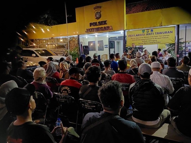 Deklarasi Anti Tawuran Warga Bidara Cina Oleh Kodim 0505/JT dan Polres Metro Jakarta Timur