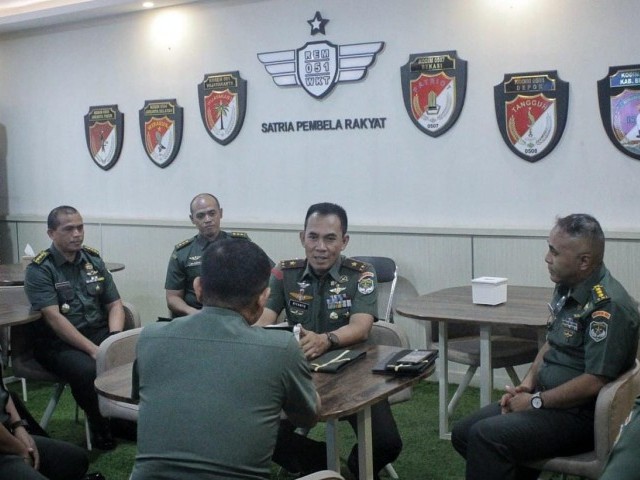 Korem 051/Wijayakarta Terima Tim Verifikasi Lapangan Pembangunan Zona Integritas (ZI) TNI AD TA. 2024