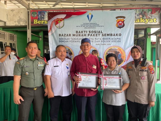 Koramil 07/Kresek Bersama Yayasan Tarakanita Gelar Baksos Bazar Murah