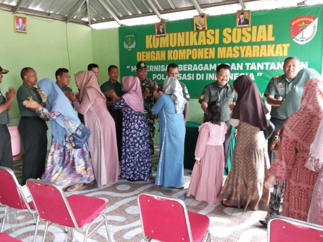 Pasca Idul Fitri Danramil 12/Rajeg Adakan Halal Bihalal