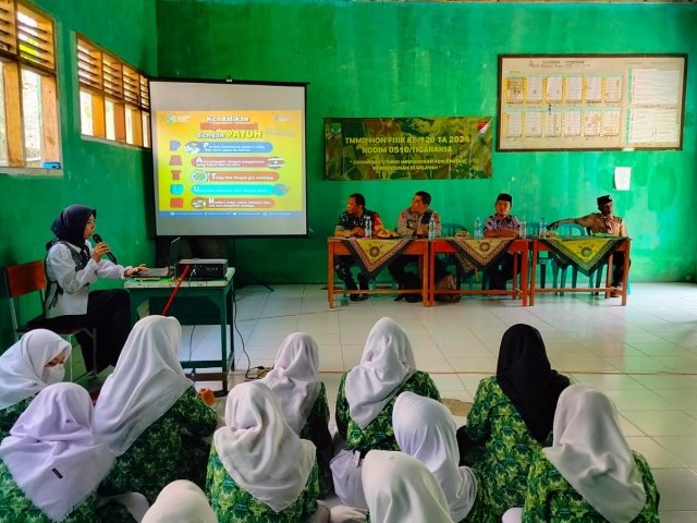 Pemahaman Sejak Dini, Non Fisik TMMD Kodim 0510/Trs Sosialisasikan Materi Kesehatan Dan Tertib Lalulintas 