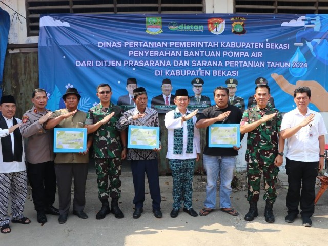 Penyerahan Bantuan Pompa Air oleh Ditjen Prasarana & Sarana Pertanian Tahun 2024 di Kabupaten Bekasi