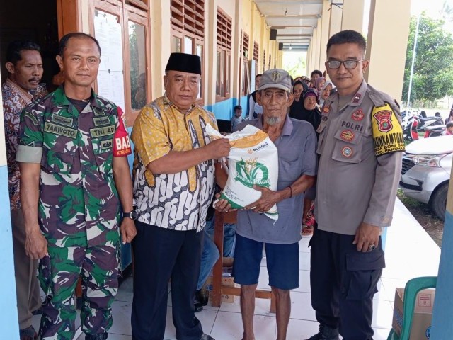 Babinsa Koramil 10/Sepatan Lakukan Pendampingan CBP