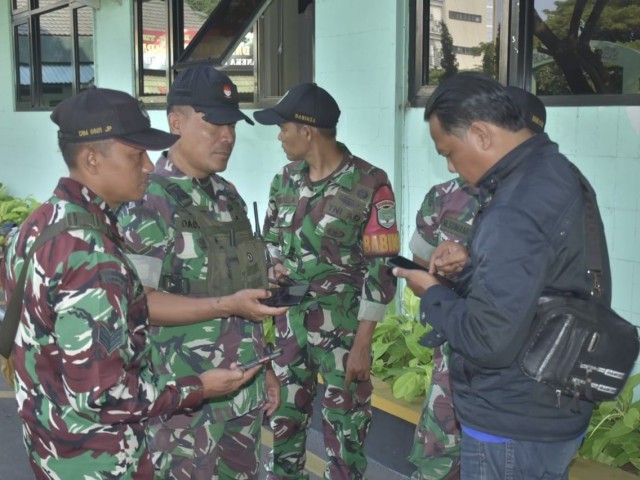 Kodim 0501/Jakarta Pusat Sidak Handphone Prajurit Guna Cegah Judi Online 