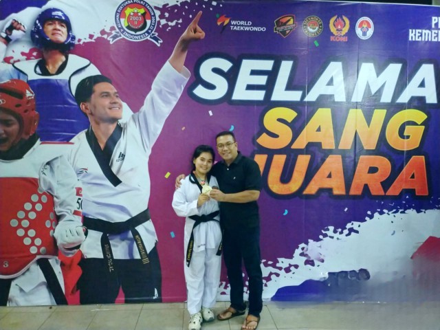 Kembali Ukir Prestasi, Putri Danramil 03/Grogol Petamburan Raih Medali Emas Kejuaraan Taekwondo Bharaduta 5 Piala Kemenpora RI 2024