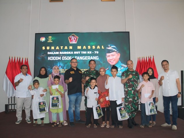 Sunatan Massal Kodim 0506/Tgr : Wujud Kepedulian di HUT ke-79 TNI