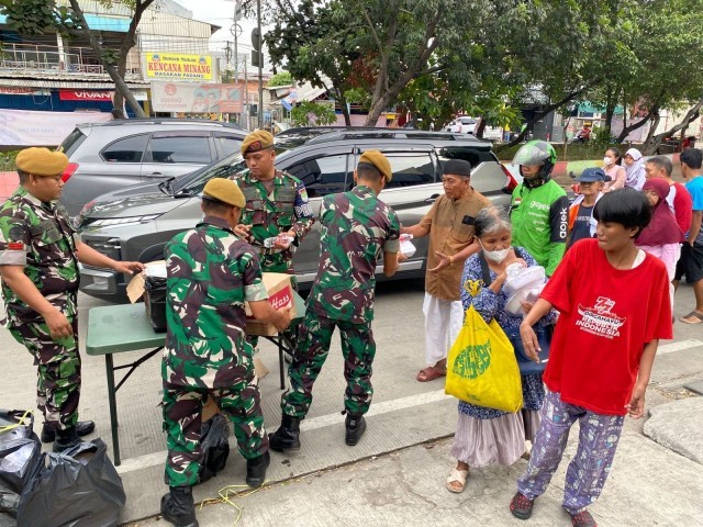 Kegiatan Rutin Batalyon Arhanud 6/BAY Jumat Berbagi Sesama
