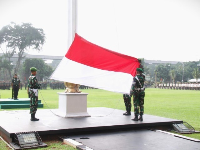 Teguhkan Semangat Kebangsaan, Kodam Jaya Gelar Upacara Bendera
