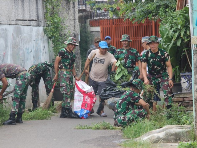 Sambut Hari Juang TNI AD ke-79, Menarhanud 1/Falatehan Gelar Karya Bakti
