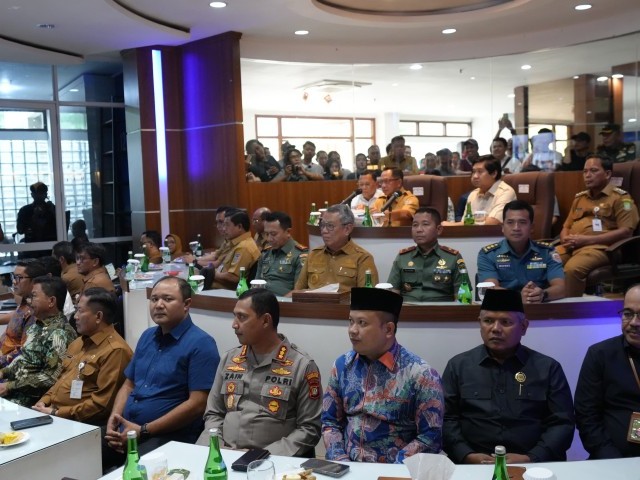 Danrem 052/Wkr Hadiri Peresmian Layanan PBG 10 Jam dan Cipta Griya Kedaung