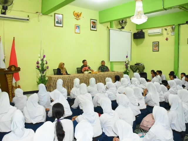 Dandim 0501/JP Laksanakan Kunjungan Kerja ke SMPN 79 Kebon Kosong