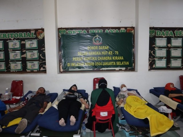 Sambut Peringati HUT Persit Ke-79, Kodim 0504/Jakarta Selatan Gelar Donor Darah