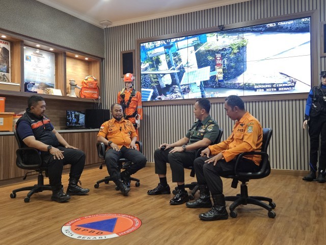 Kuatkan Sinergitas TNI Dalam Penanganan Bencana Di Wilayah, Dandim 0507/Bekasi Lakukan Kunjungan ke BPBD Kota Bekasi 