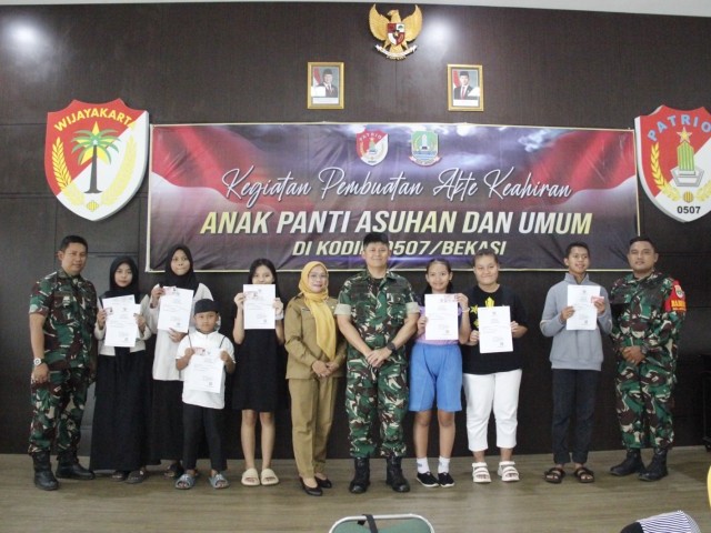 Kodim 0507/Bekasi Bekerja Sama dengan Dukcapil dan Dinsos Kota Bekasi Gelar Pembuatan Identitas Kependudukan untuk Anak-anak Panti Asuhan