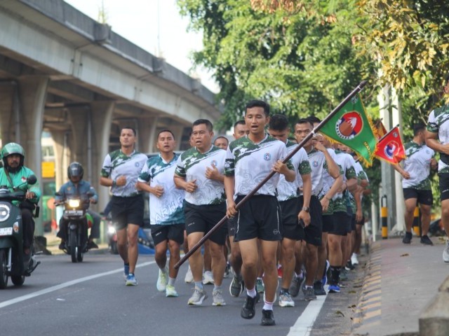Menjaga Fisik yang Prima, Batalyon Arhanud 6/BAY Gelar Kegiatan Lari 5K
