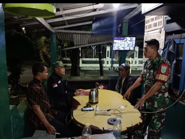 Monitoring Siskamling, Sertu Agus Toni Pastikan Wilayah Aman dan Kondusif