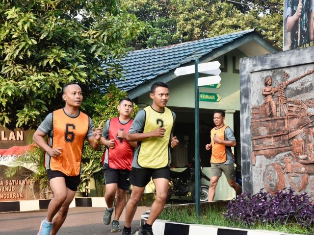 Resimen Arhanud 1/Falatehan Menggelar Tes Kesegaran Jasmani
