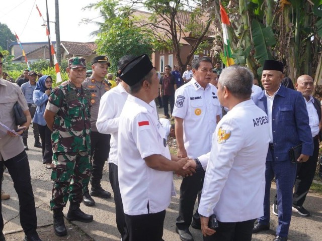 Pasiter, Wakili Dandim 0510/Trs Hadiri Launching MBG di Panongan