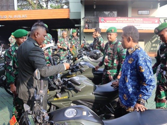 Korem 052/Wkr Gelar Pemeriksaan Kendaraan Roda Dua Milik Prajurit
