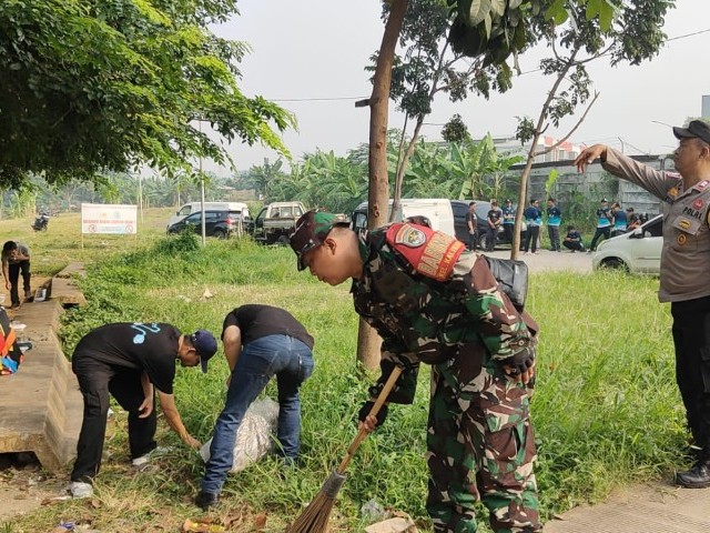 Koramil 01/Kranji Gelar Apel dan Grebek K3 Peringati Hari Lingkungan Hidup Sedunia 2025 di Kalibaru