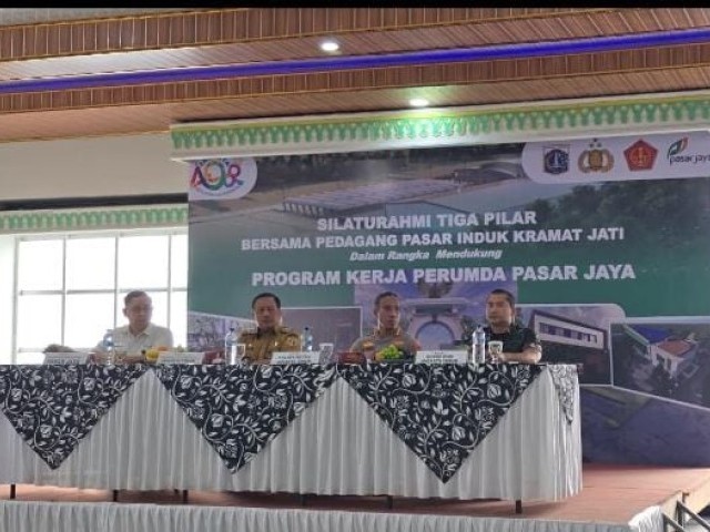 Sinergi Tiga Pilar : Dandim 0505/JT Hadiri Giat Silaturahmi Bersama Pedagang Pasar Induk Kramatjati