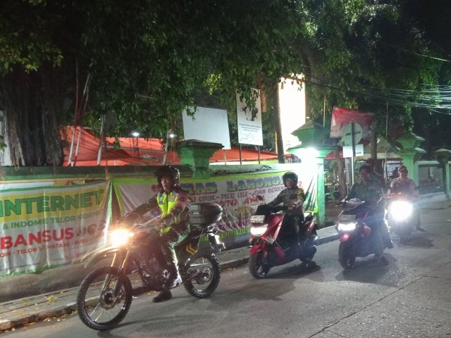 Patroli Gabungan TNI-Polri dan Linmas Jatibening Baru: Wujud Nyata Sinergi Jaga Keamanan Lingkungan