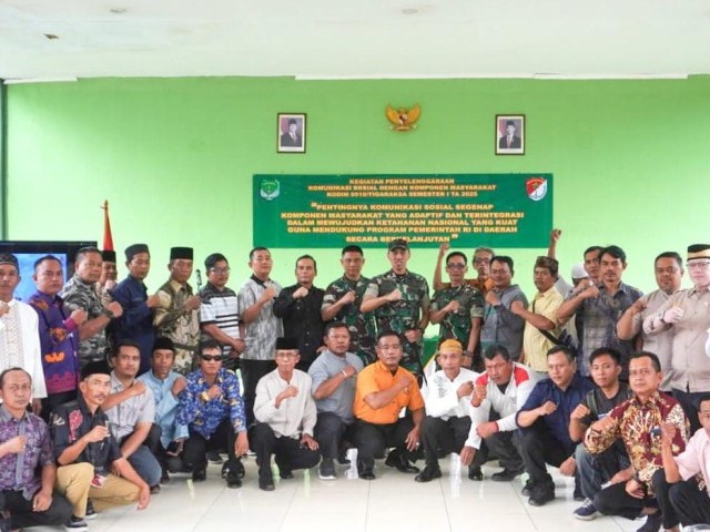 Komsos Kodim 0510/Trs, Dandim : Masyarakat Harus Adaptif dan Terintegrasi