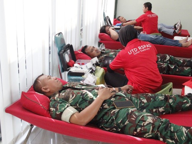 Kodim 0507/Bekasi Gelar Donor Darah untuk Dukung Ketersediaan Stok di RSPAD Gatot Subroto