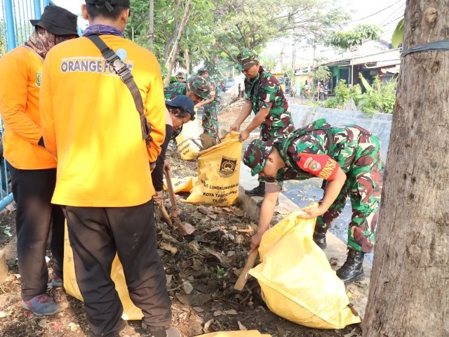 Jelang HUT RI ke-80, Dandim 0506/Tangerang Pimpin Karbak TNI di Cipondoh