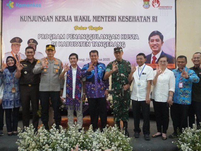 Dandim 0510/Trs Dampingi Bupati Tangerang Sambut Kunker Wamen Kesehatan RI di Curug