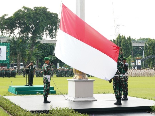 Penghormatan Bendera, Langkah Awal Kedisplinan