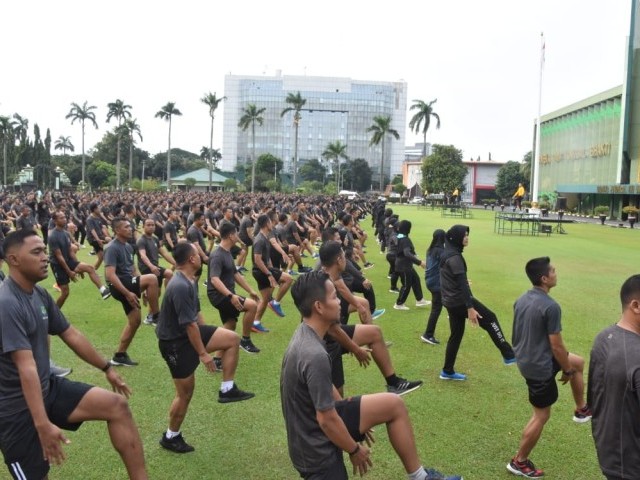 Senam Perdana SKJ 88 Ramaikan Markas Kodam Jaya/Jayakarta