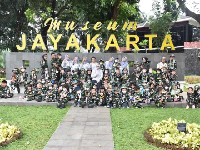 TK Kartika X-I Kunjungi Museum Jayakarta