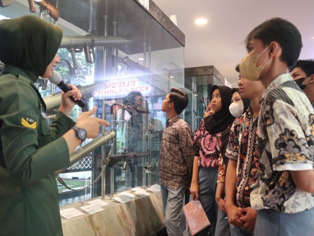Kunjungi Museum Jayakarta Dorong Siswa Kenali dan Cintai Sejarah 