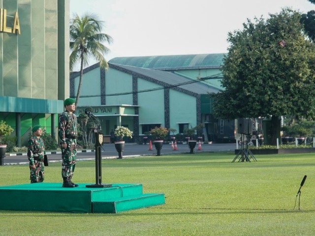 Kapendam Jaya pimpin upacara bendera di Lapangan Jayakarta