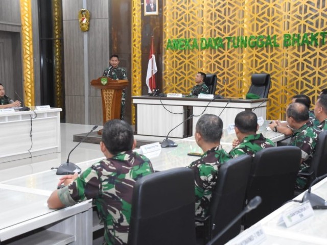 Taklimat akhir pengawasan post audit Itjenad TA. 2022 di Kodam Jaya