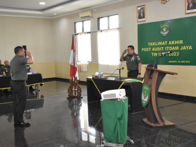 Irdam Jaya Pimpin Taklimat Akhir Wasum Post Audit Itdam Jaya Triwulan II TA 2023