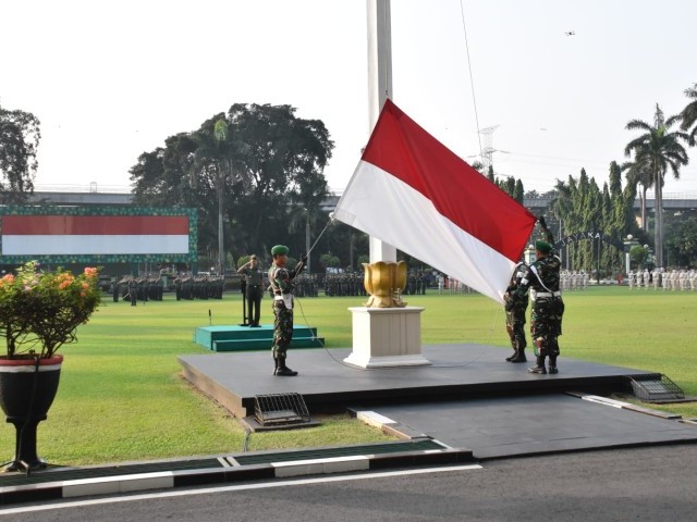 Upacara Bendera Meningkatkan Wawasan Kebangsaan