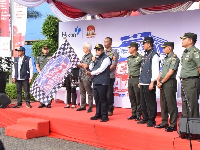 Aster Kasdam Jaya turut melepas Tim Temu Mupen Jawa Sumatera dari Kantor Pusat BKKBN